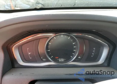 2017 Volvo Xc60 T6 Dynamic из США, поврежденный, VIN YV449MRR2H2075943